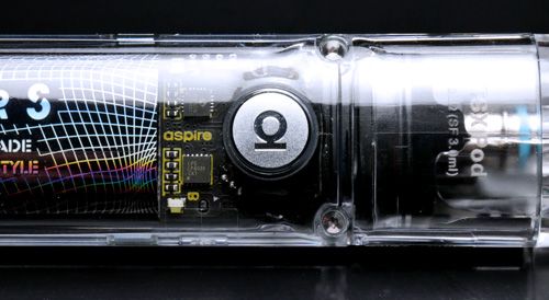 Zoom sur le bouton switch du Pod Cyber S d'Aspire
