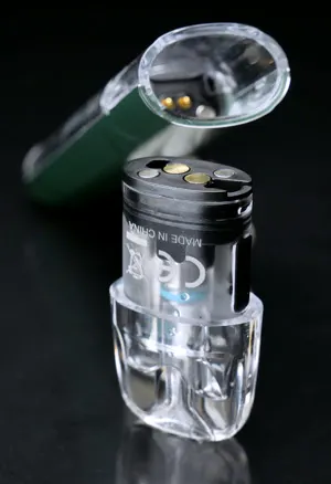 pod Cyber S et cartouche retournée